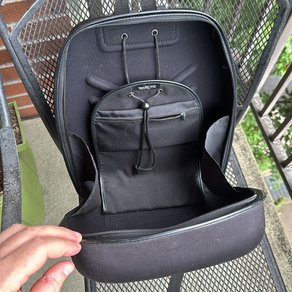 Makiu Hasuike backpack, made in Italy. Simple form, no dents or tears. - Picture 4 of 4